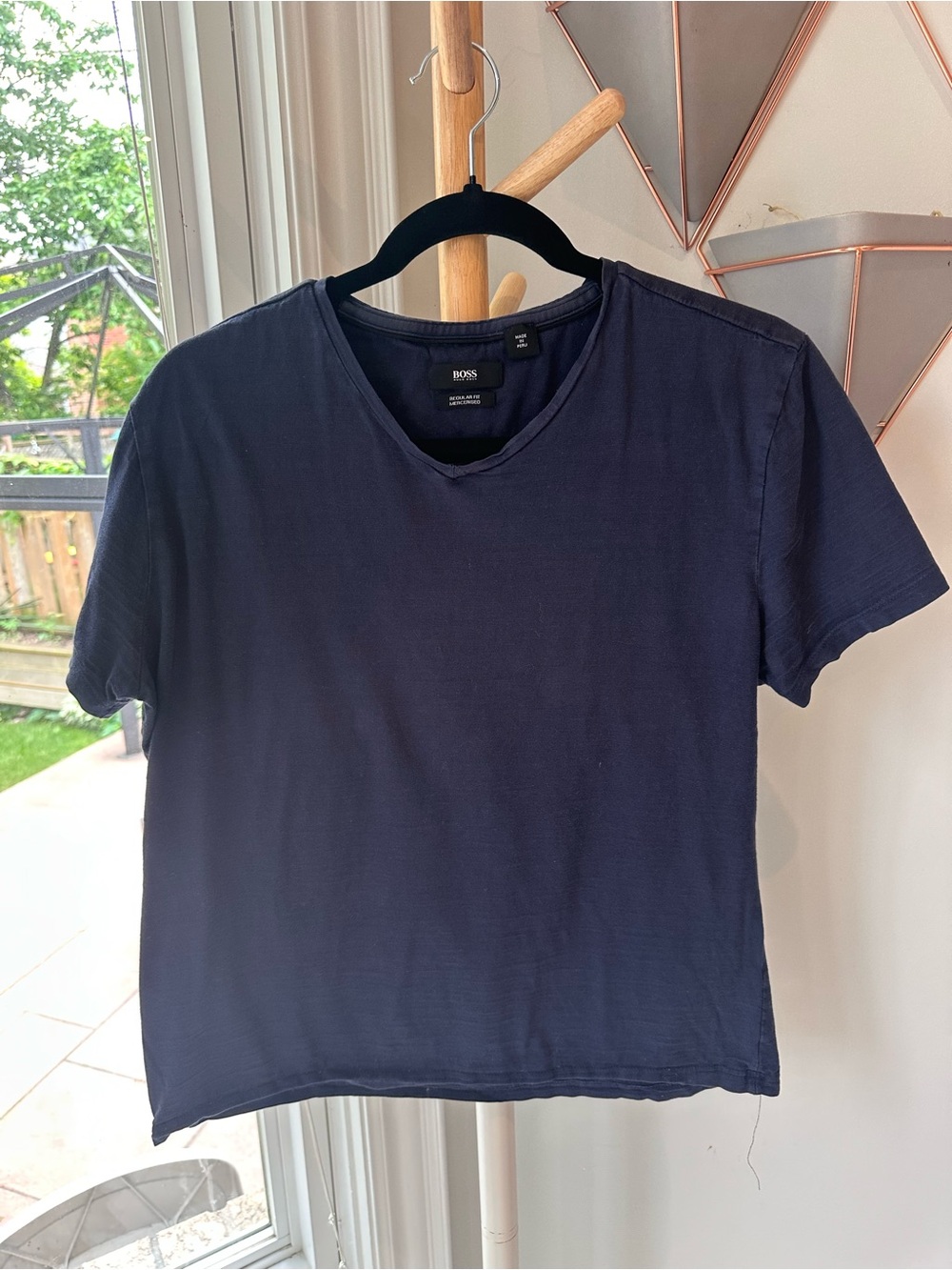 HUGO BOSS Men’s Navy Blue Short Sleeve V-Neck Tee T-Shirt Size Small
